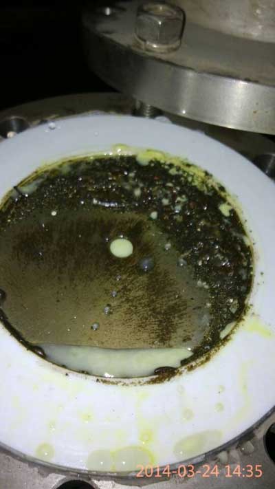油箱內(nèi)雜質(zhì)